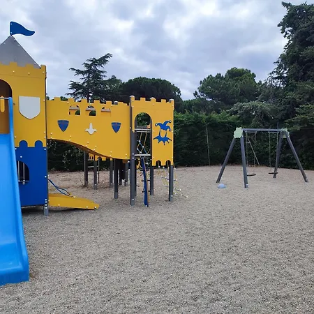 Campsite Grand Mobil Spatieux 40m2 - 2 Ch *
